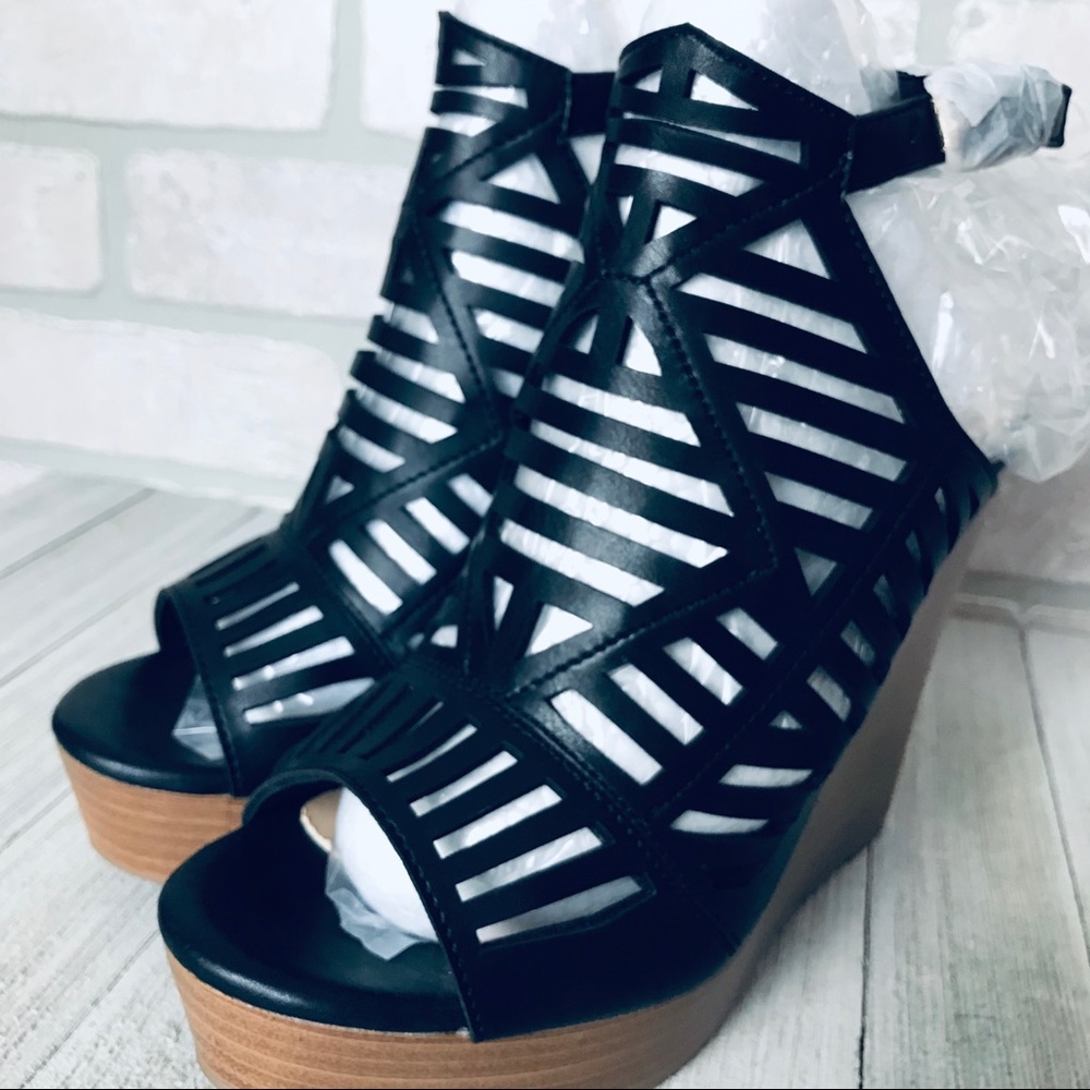 Shoe Dazzle Anya Wedges